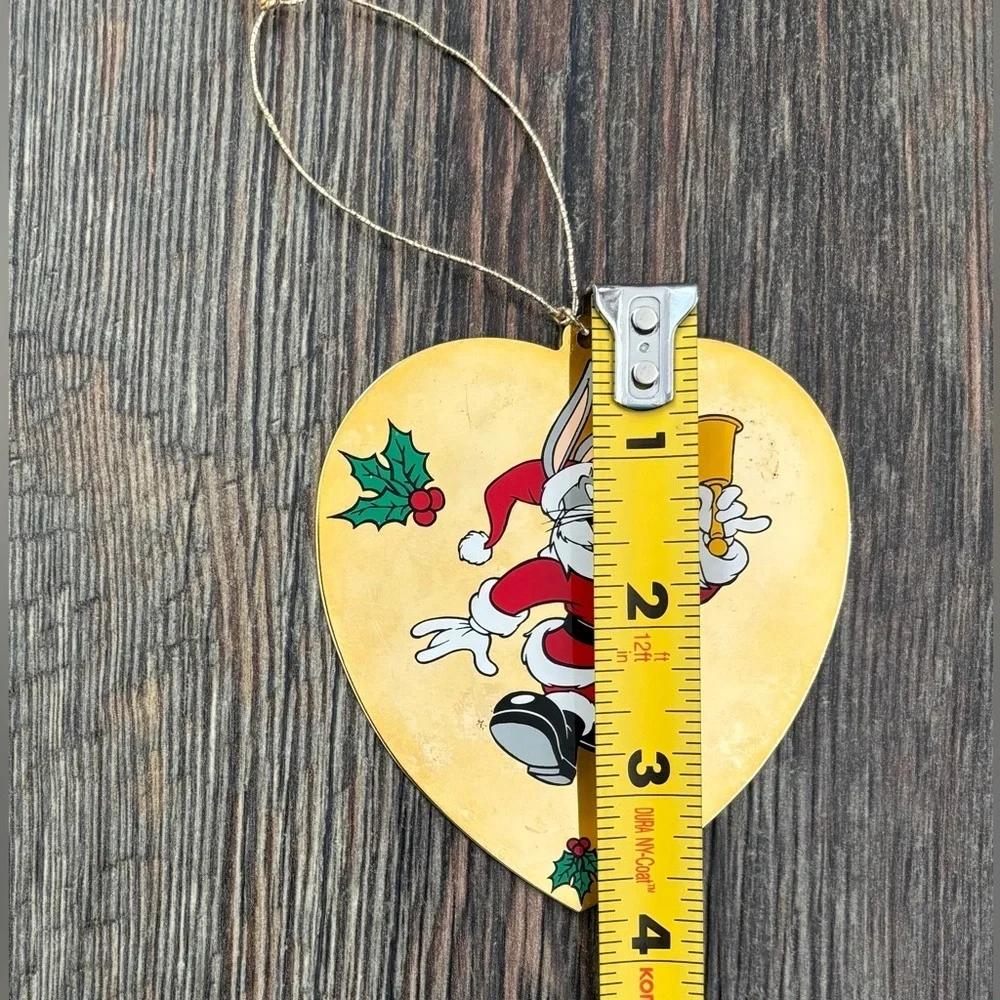 1997 Warner Bros. Looney Tunes Bugs Bunny Santa Gold Heart Christmas Ornament